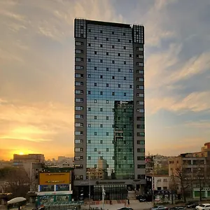 3* Hotel The Designers Station